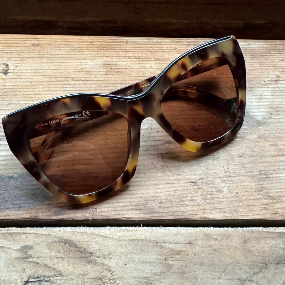 Loewe Cat Eye Sunglasses
